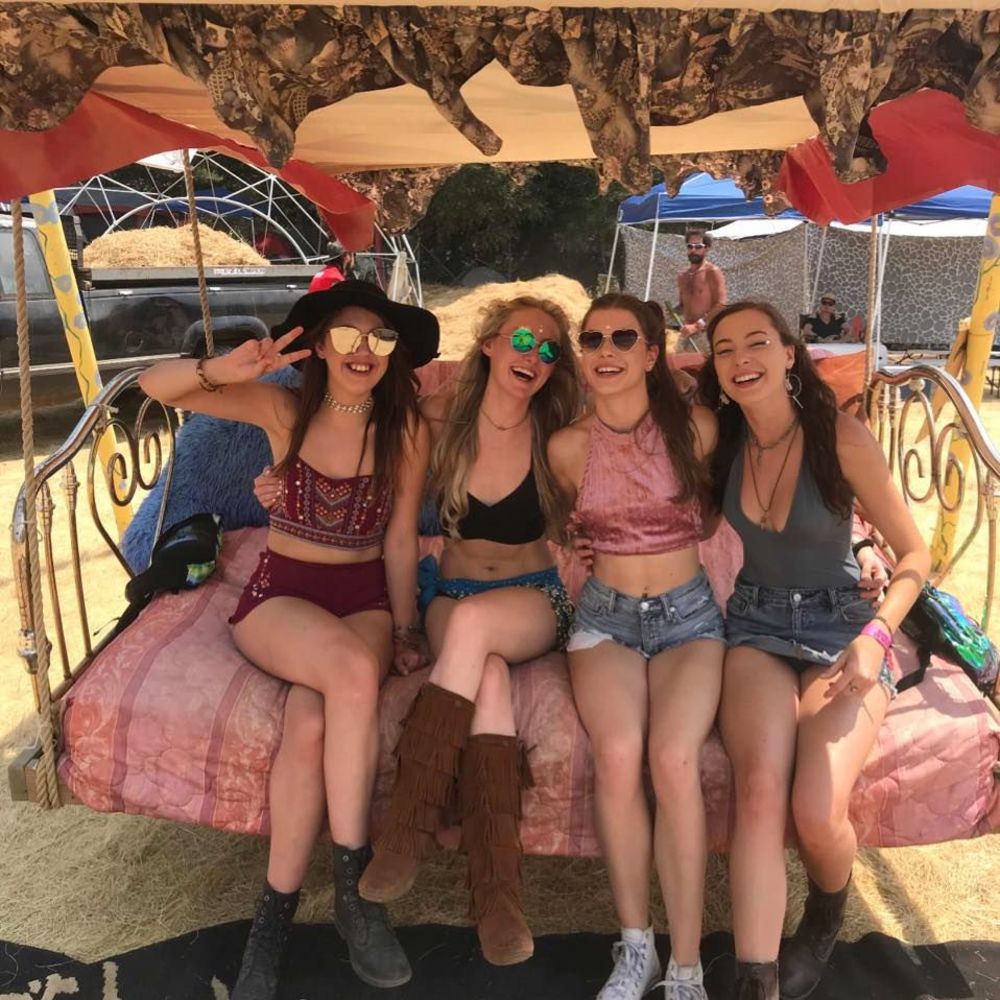 Meet your Posher, Sydney